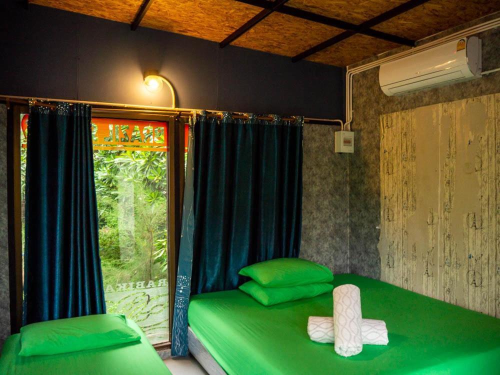 Beach Box Resort At Rimlay Rayong Exterior photo