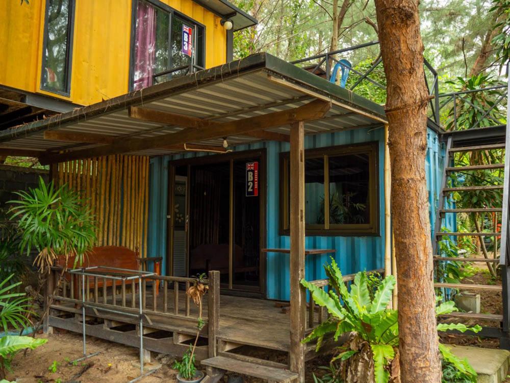 Beach Box Resort At Rimlay Rayong Exterior photo