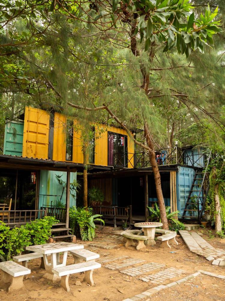 Beach Box Resort At Rimlay Rayong Exterior photo